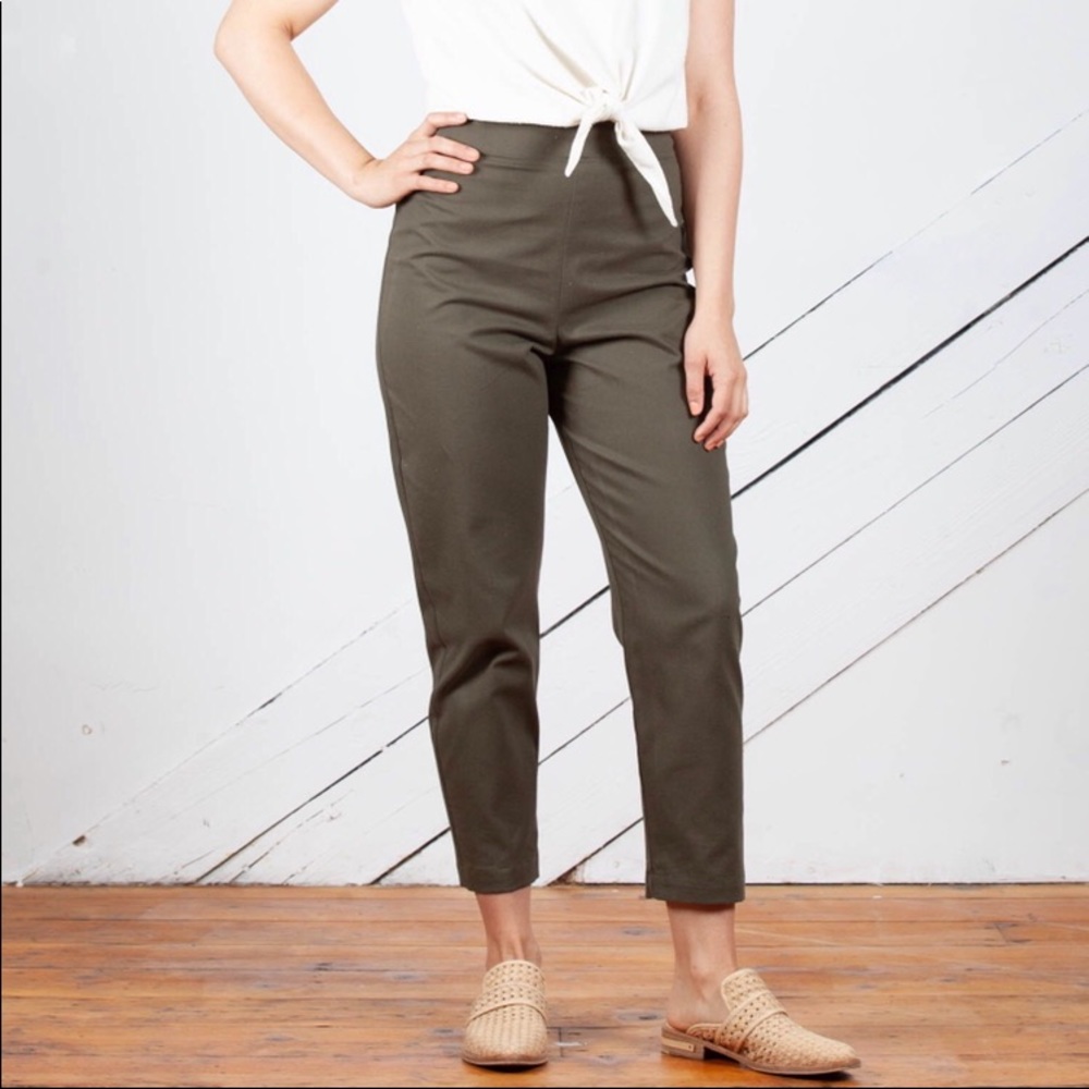 Only Child Solana Slim Leg Pants in Cotton Twill